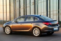 astra j sedan.jpg