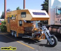 motorka_nebo_karavan.jpg (94.29 KiB) Zobrazeno 4136 x motorka nebo karavan